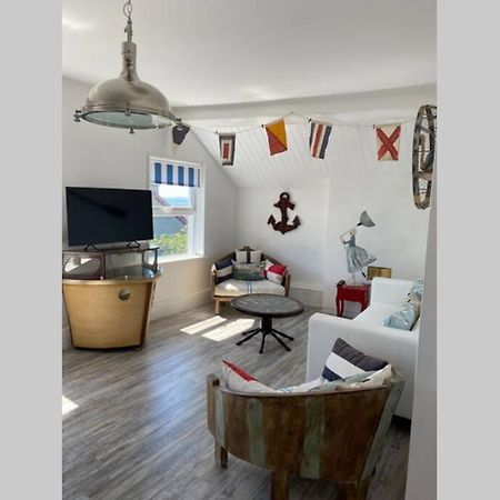 Seagulls Rest Marine Themed Seaview Apartment Criccieth Exterior foto